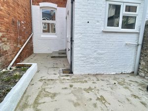 Photo 13- click for photo gallery